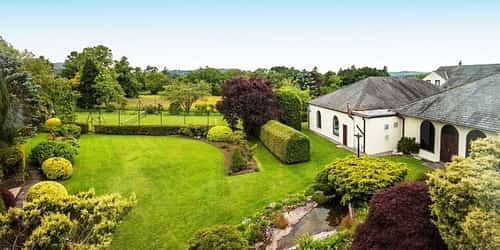 SAVE OVER 40% on Lake District 18th-century inn stay for 2 with Meals!