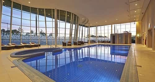 SAVE OVER 35% on this 'Top notch' spa: Pamper Day with Massage & Afternoon Tea!