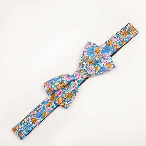 Stand-out Bowties in Floral Prints