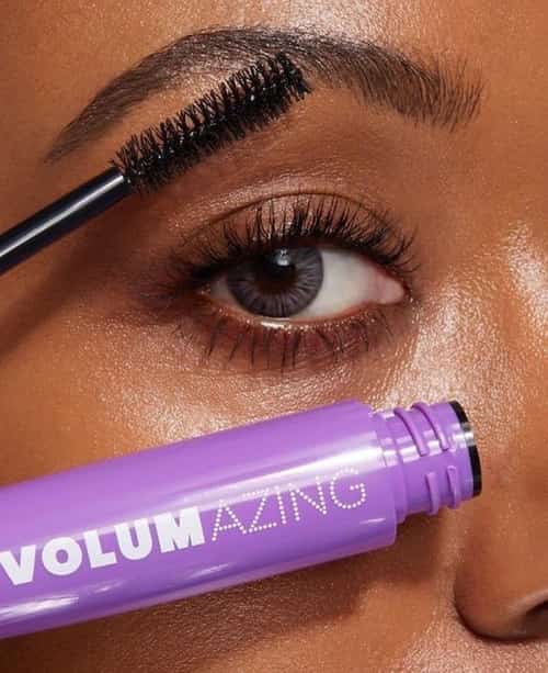 SAVE £2.00 - Revlon Volumazing Mascara Blackened Brown!