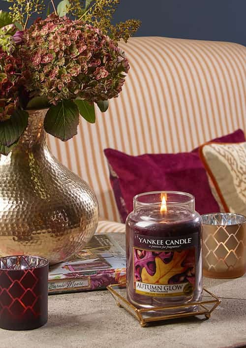 10% OR MORE OFF YANKEE - Yankee Candle Autumn Glow Large Jar