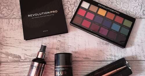 Pick your FREE Revolution PRO 4k highlighter when you spend £30.00!