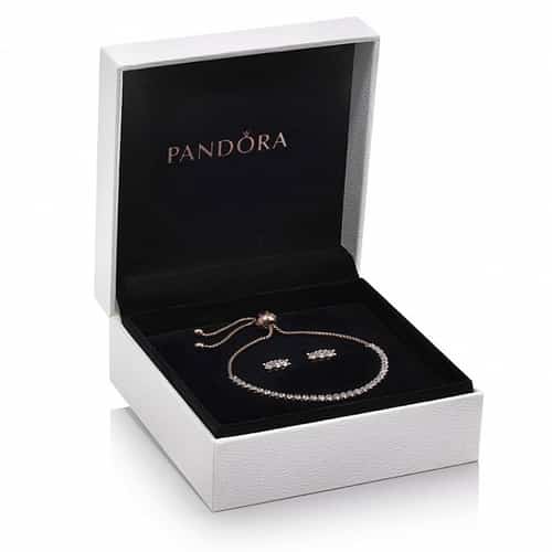 SAVE 15% on PANDORA Rose Sparkling Strand Gift Set