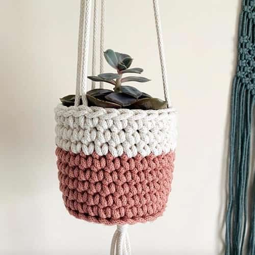 CROCHET PLANT HANGER - £18.00!