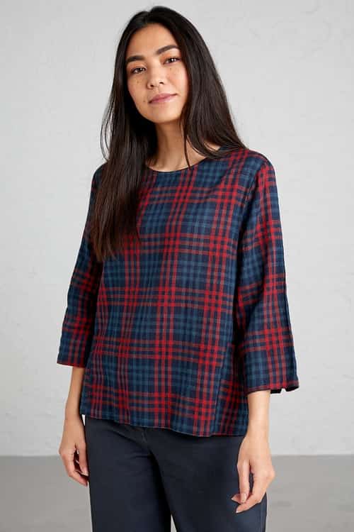 SAVE- Castle Cove Top