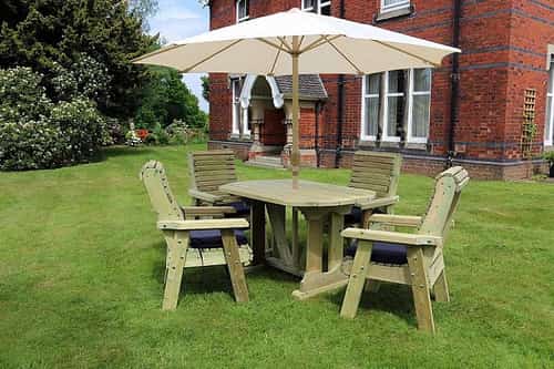 Ergonomic Oval Table Set – 4 Seater