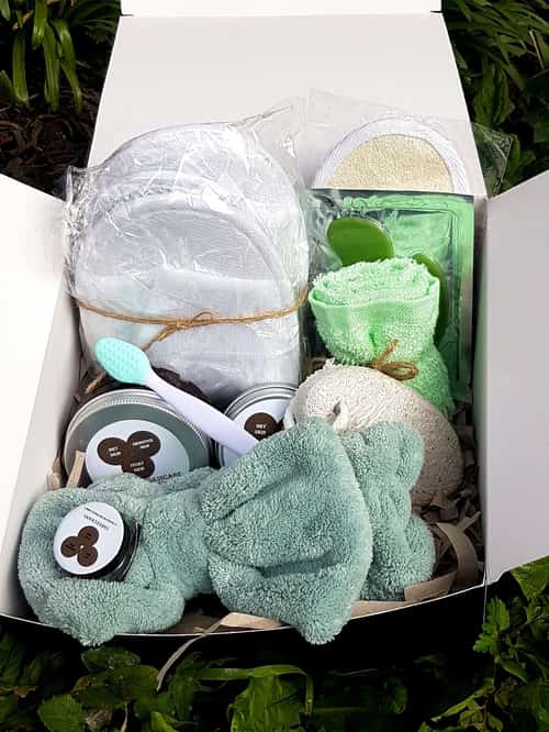 Spa essentials skincare box