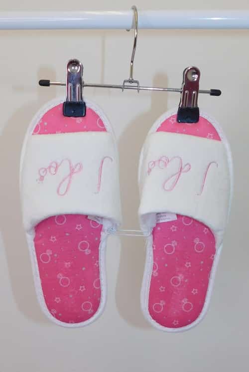 £2 Slippers 'I DO'