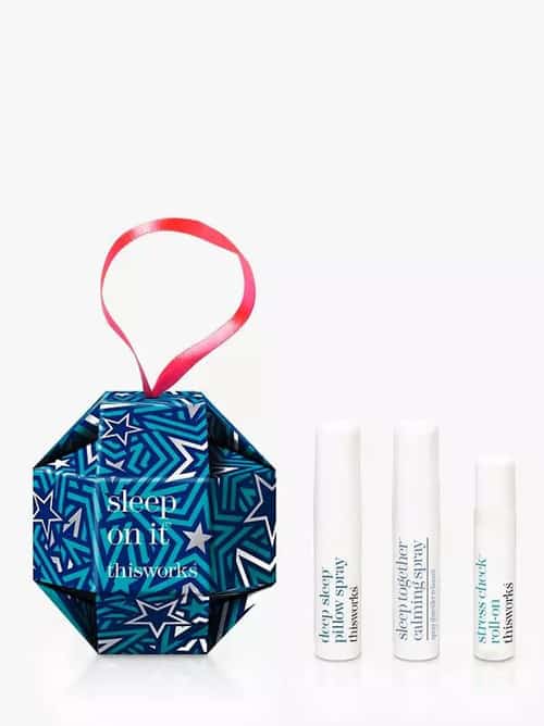 CHRISTMAS - This Works Sleep On It Christmas Bauble Bodycare Gift Set £9.75!