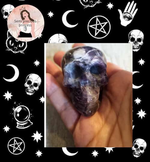 Amethyst skull