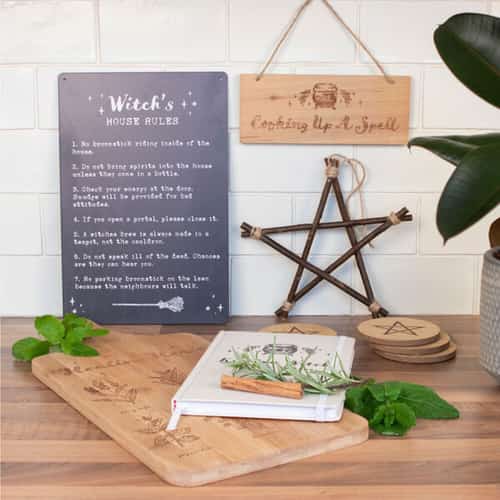 £8.99 - Free UK Delivery - Witch's House Rules Metal Sign