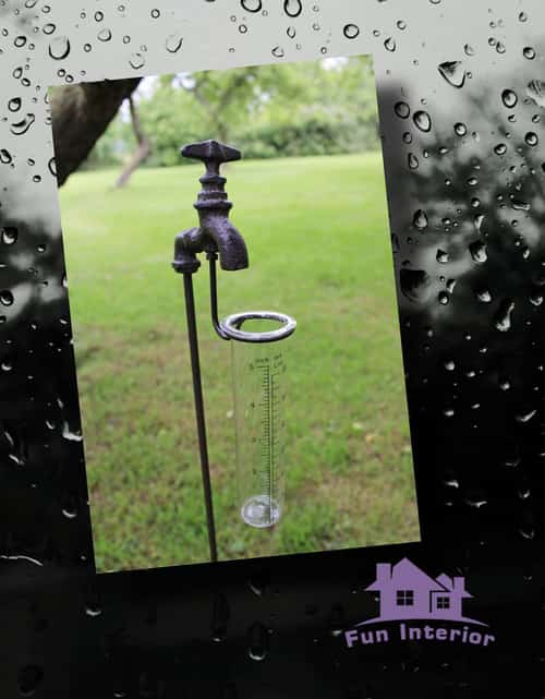 CAST IRON AND GLASS GARDEN RAIN GAUGE, OUTSIDE TAP £29.99
