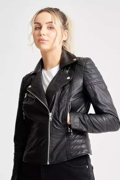 40% or More Off Barneys Originals (up to 80%)