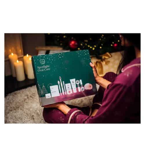 SAVE - Spotlight Oral Care Make Smiles Happen Star Buy Gift Set