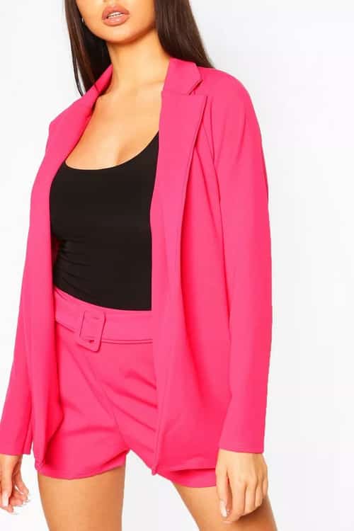 Dress to Impress: Enjoy Discounts on Suits & Tailoring in our Sale!