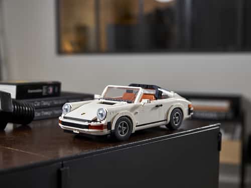 Speed into Savings: Save on LEGO Creator Expert - Porsche 911 Collectable Model!