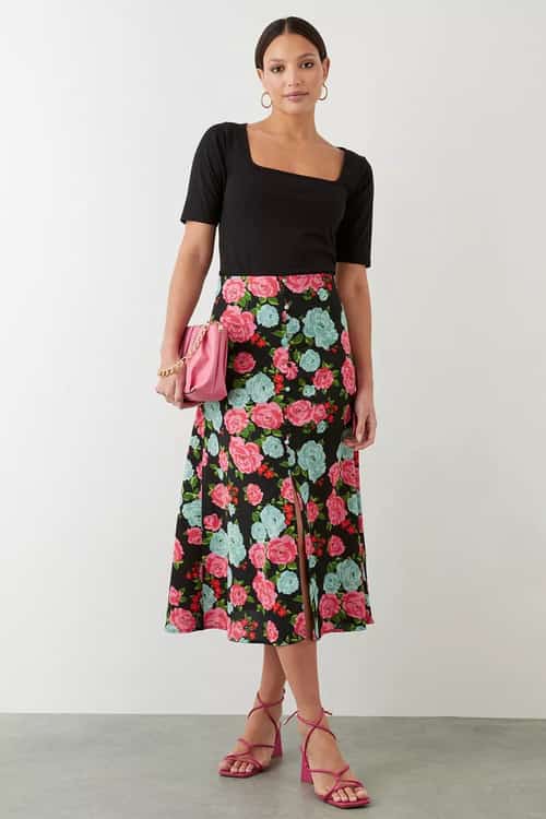 Flaunt your fashion sense with discounted skirts in our sale!