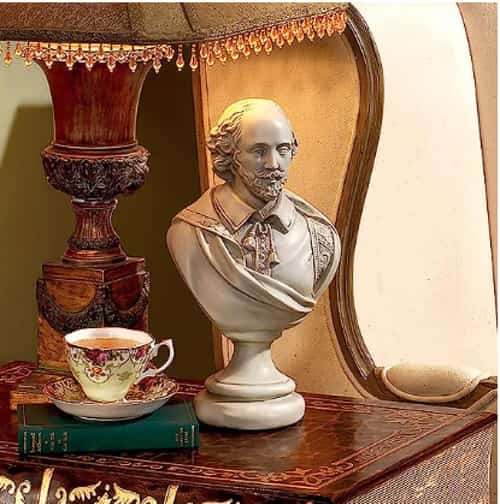 Eternal Wisdom: The Sheikhspere Statue
