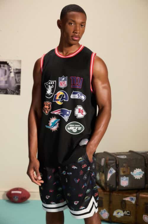 Upgrade Your Wardrobe with Savings: Men's T-Shirts & Vests Sale!