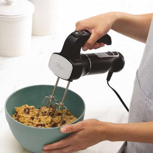 Master Culinary Creations: Save Over 20% on this Ninja Foodi 2-in-1 Hand Blender & Hand Mixer!