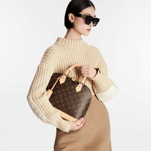 Unbeatable Style: Up to 70% Off Secondhand Designer Fashion & Accessories + Extra 10% Off!