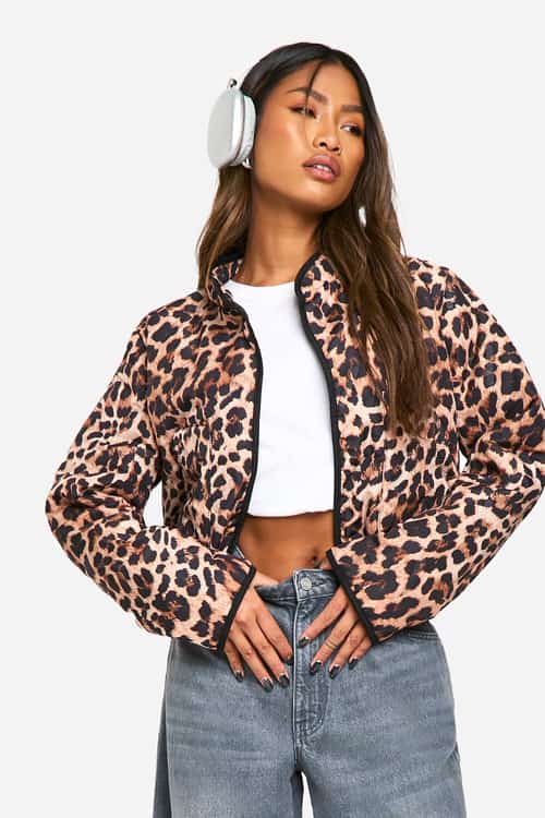 Stay Cozy for Less – Up to 80% Off Winter Warmers! Shop Now!