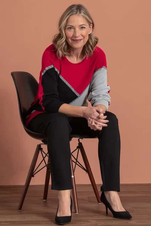 Stay Warm in Style – Women’s Knitwear Sale On Now! Shop Today!