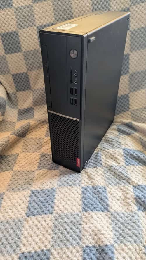 Lenovo V520s Intel Core i5-7400 3.0GHz 8GB RAM 1TB HD Windows 10 Pro