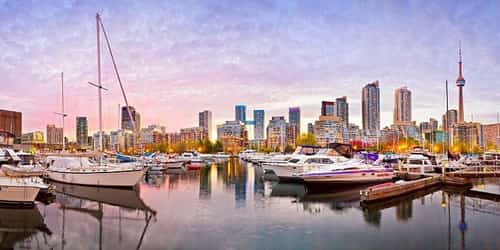 £267 – Fly direct to Toronto from London & Birmingham (return)