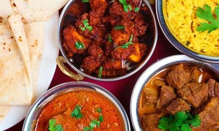 WEDNESDAY DEAL! Curry & a Drink for £5.49!