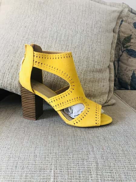 Ladies faux suede open toe shoes in yellow