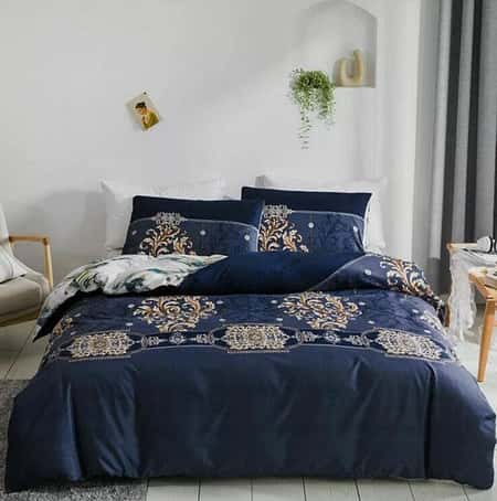 Royal Medallion Vintage Style Luxury Duvet Cover Set