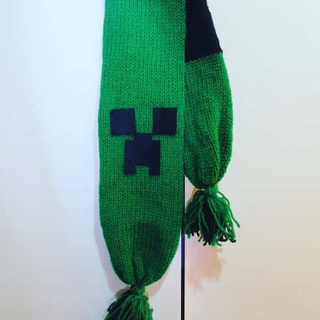 Minecraft scarf