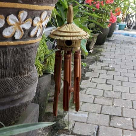 Seagrass Birdhouse With Chimes