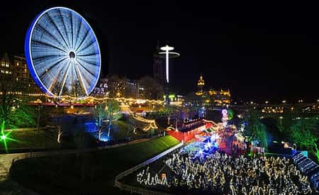 Edinburgh Christmas Markets - 2 Days from just £99pp!