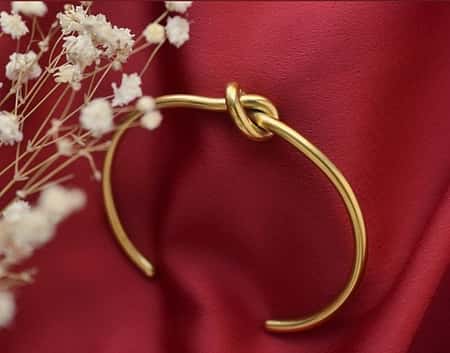 20% OFF Sale to our best seller knot bangle