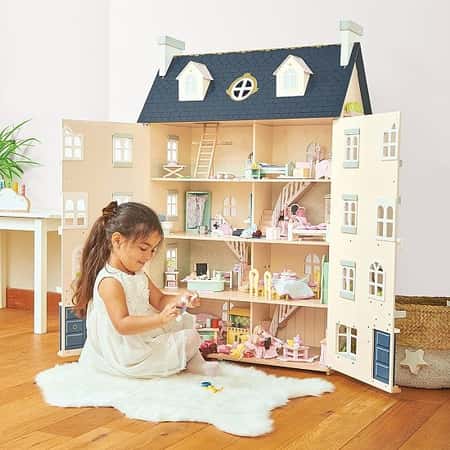 SAVE £169.00 - Le Toy Van Palace Doll House!