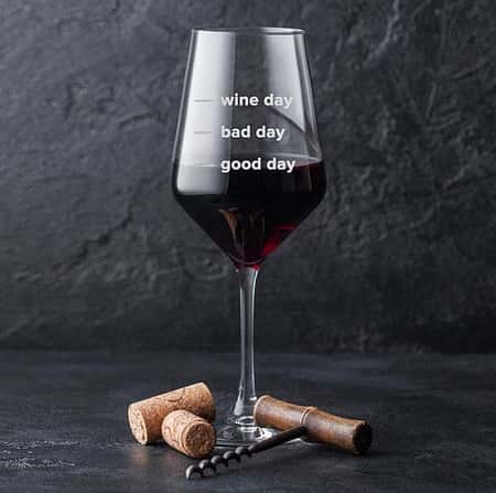 £22.99 - Free UK Delivery - Good Day Bad Day Wine Day Glass