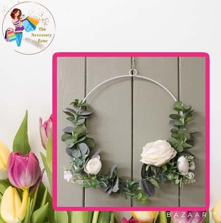 Wall Hanging Floral Decoration, 26x26cm.£21.99