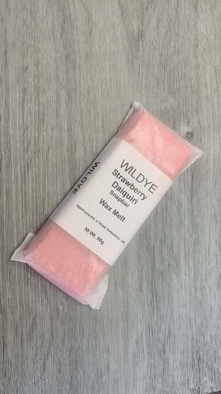 Strawberry Daiquiri Wax melt snapbar - £2.00