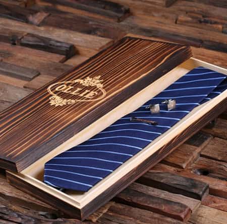 £55.99 - Free UK Delivery - Dark Blue Tie Gift Set with Cufflinks & Tie Clip Personalised