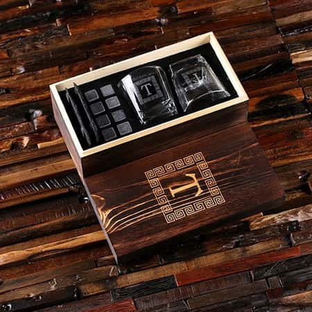 £61.99 - Free UK Delivery - Customised Whiskey Rocks Glasses, Stones, & Coasters Set
