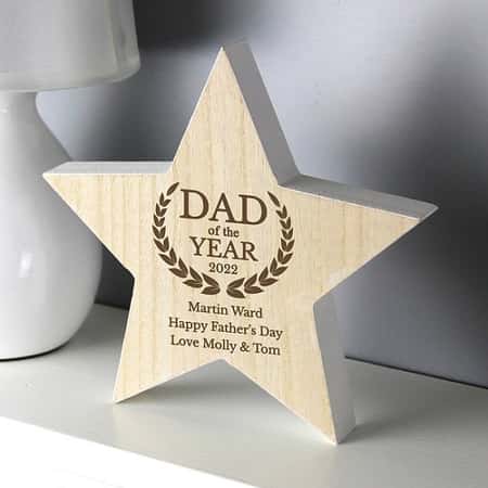 £14.99 - Free UK Delivery - Dad of the Year Wooden Star Personalised