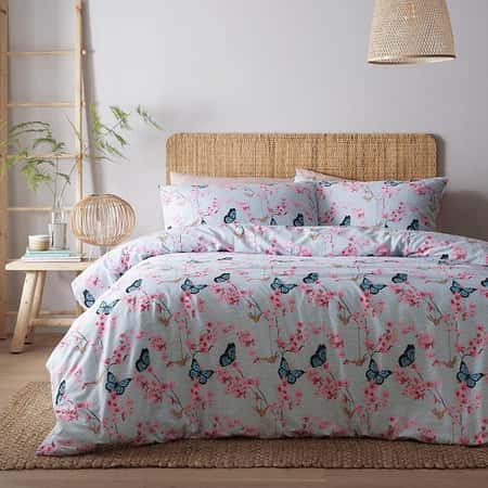 Butterfly garden duvet set