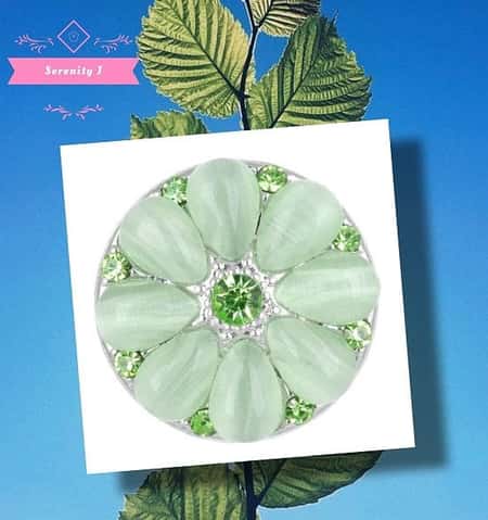Pale Green Flower Snap Charm £5.95