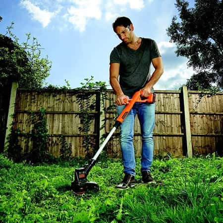 SAVE - Black & Decker Cordless Strimmer