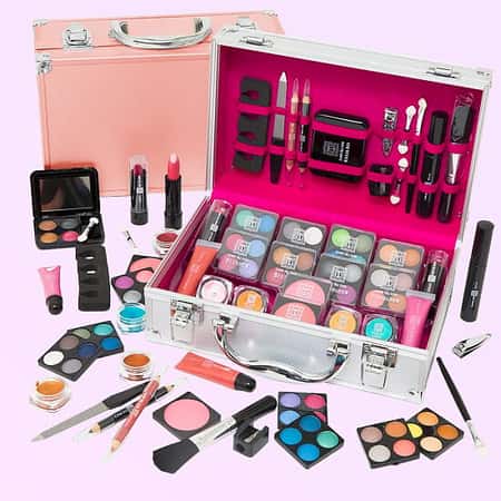 WIN this Dawn Till Dusk 54 Piece Make Up Set