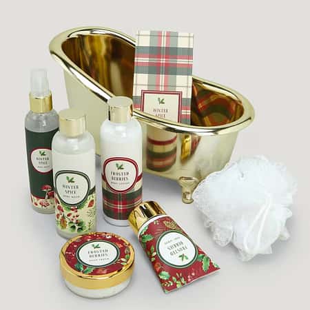 WIN this Winter Space & Frosted Berries Bath Collection