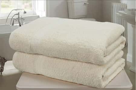 Royal Kensington Bath Sheet | Cream - JUST £8.58