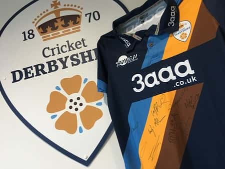 Win a T20 Blast shirt signed by Derbyshire squad
